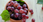 Uvas y pimientos rojos