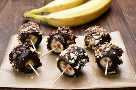 Bocaditos de banana con chocolate y coco