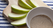 Manzana con mantequilla de almendras