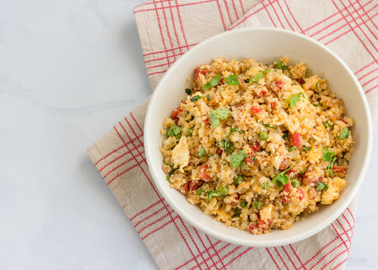 Arroz de coliflor con pollo a la plancha