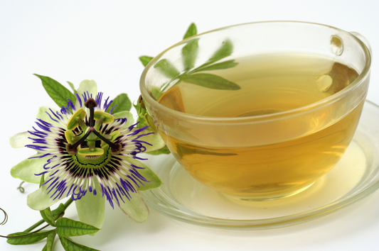 Té de Pasiflora con Miel para un Sueño Delicioso