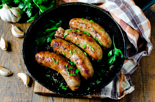 Salchichas de pollo guisadas con camote