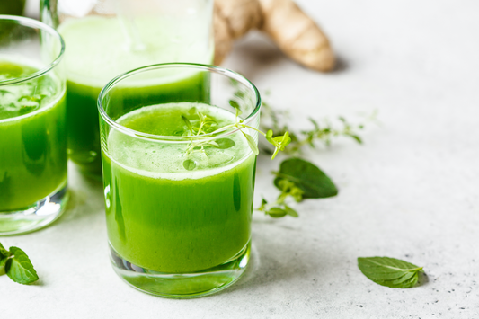 ¿Qué Tan Bueno es Tomar Jugos Verdes para Mi Salud?