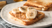 Tostadas con banana y mantequilla de maní