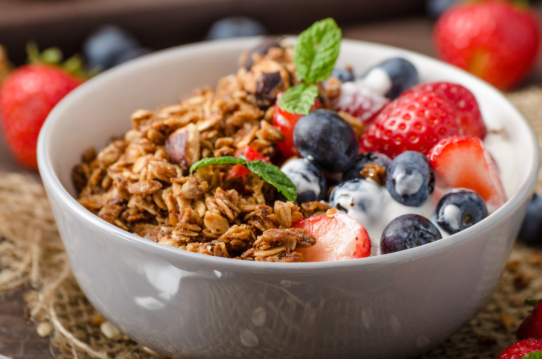 Cereal con leche de almendras y bayas